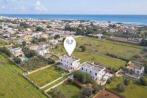 Le Bianche Apartment 4 Close to the Beach