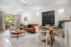 Lux Cairns - 9 Pools BBQ and Gym