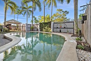 Oasis Cairns - Pool Free Parking Wifi