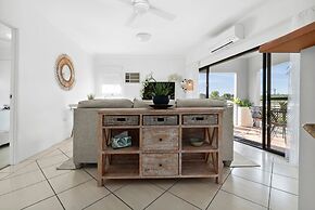 Oasis Cairns - Pool Free Parking Wifi