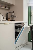 Charming Apartment by Renters