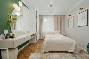 Charming Apartment by Renters
