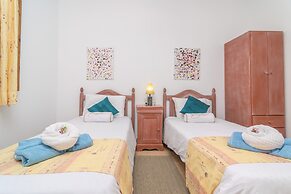 Juniper Inca in Inca