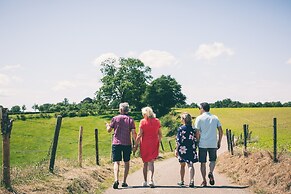 Bungalow With Sauna Near Valkenburg
