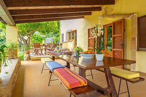 Marina Pollen a in Mallorca