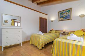 Marina Pollen a in Mallorca