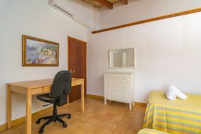 Marina Pollen a in Mallorca