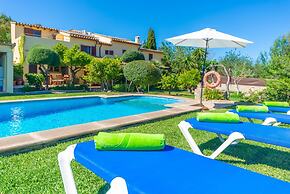 Marina Pollen a in Mallorca