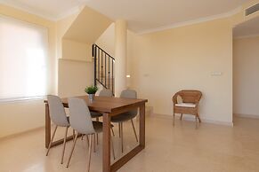 Los Lagos in Elviria