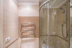 Blu Breeze on Seafront