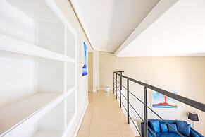 Blu Breeze on Seafront