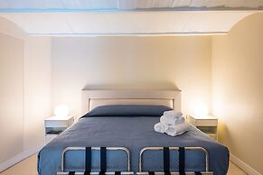 Blu Breeze on Seafront