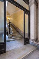 Blu Breeze on Seafront