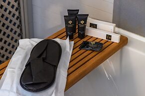 Blu Breeze on Seafront