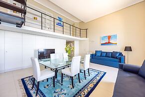 Blu Breeze on Seafront