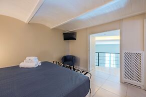 Blu Breeze on Seafront