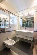 Blu Breeze on Seafront