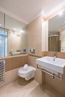 Blu Breeze on Seafront