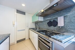 Blu Breeze on Seafront