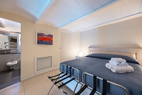 Blu Breeze on Seafront