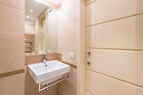 Blu Breeze on Seafront