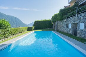 Casa Vela in Sala Comacina