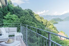 Casa Vela in Sala Comacina