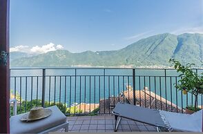 Casa Vela in Sala Comacina