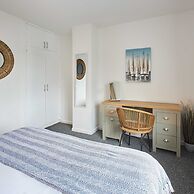 Host Stay Crab Cottage