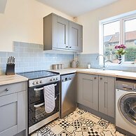 Host Stay Crab Cottage