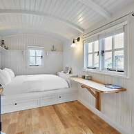 Host Stay The Lobster Pot