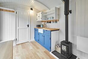 Host Stay The Lobster Pot