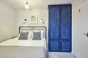 Host Stay Dodds Lane