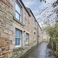 Host Stay Dodds Lane