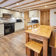 Host Stay Badger Cottage