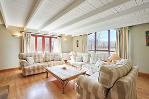 Host Stay The Coach House