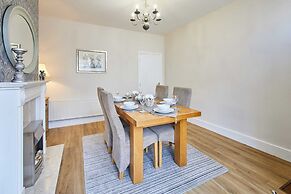 Host Stay Appleton House