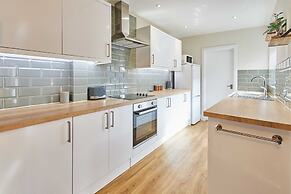 Host Stay Appleton House