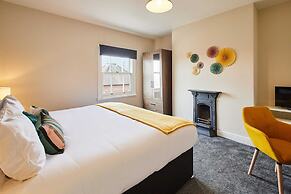 Host Stay Appleton House