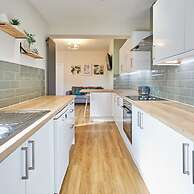 Host Stay Appleton House