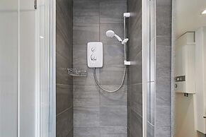 Host Stay Appleton House