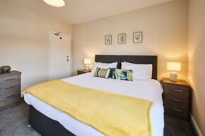 Host Stay Appleton House