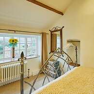 Host Stay Colcott Cottage