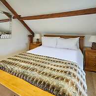 Host Stay Colcott Cottage