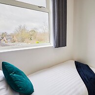 Host Stay Bartlemere House