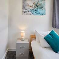 Host Stay Bartlemere House