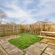 Host Stay Bartlemere House