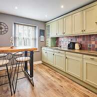 Host Stay Lime Tree House