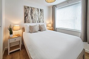 Host Stay Emilyn House