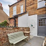 Host Stay Clarence Place